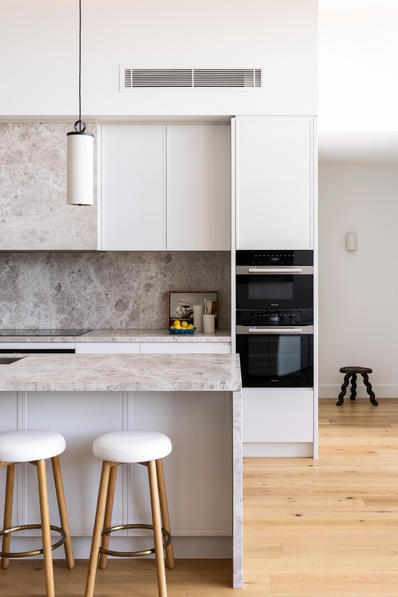 Mollymook Beach House - Interior Designers Kristie Rumble and Brooke Acton