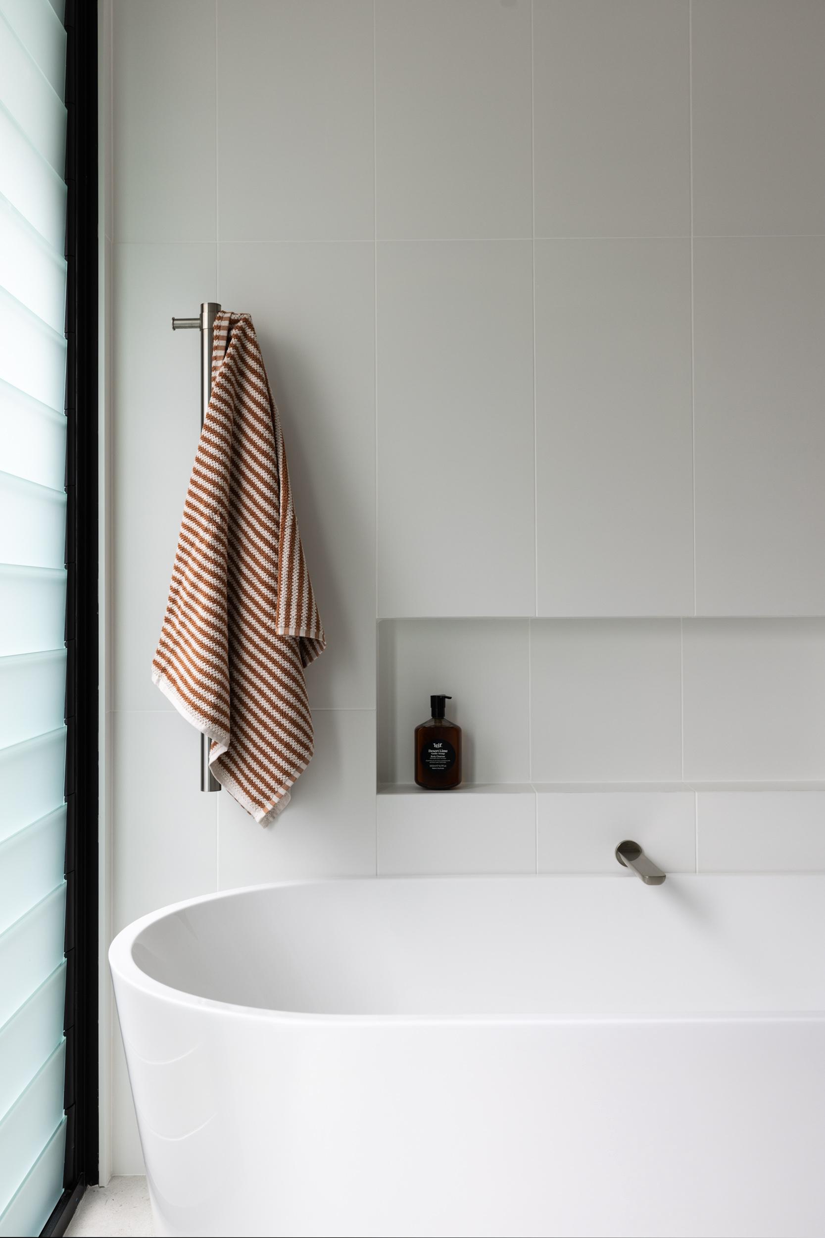 Mollymook Beach House - Interior Designers Kristie Rumble and Brooke Acton